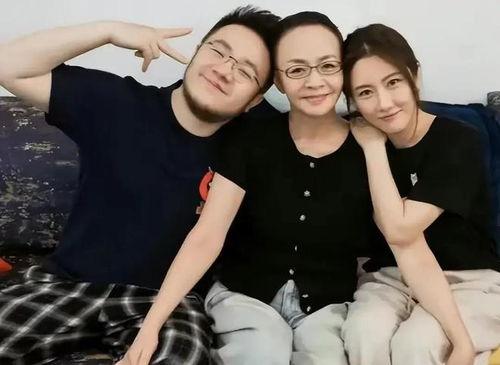 娱乐八卦姐妹吃瓜微博