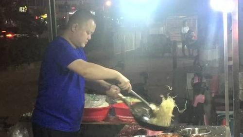广州街头网红伪娘